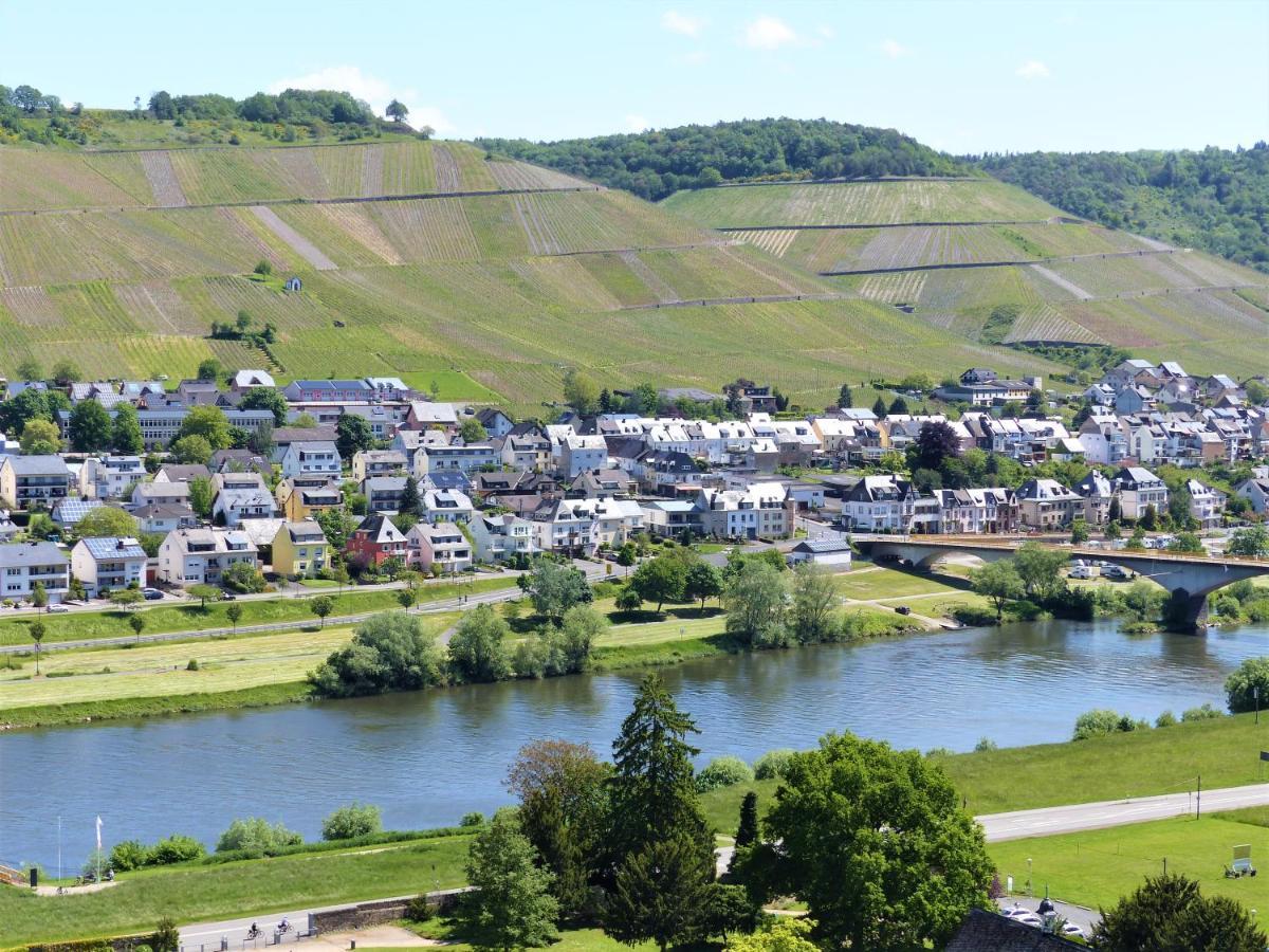 Gaestehaus Schwaab Zeltingen-Rachtig Luaran gambar
